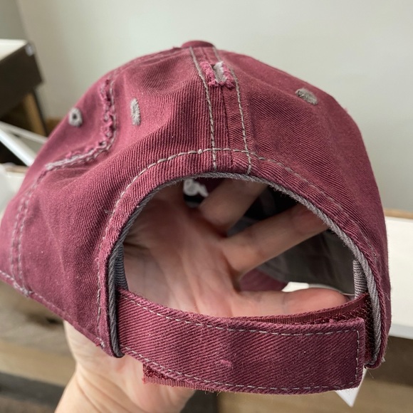 Distressed Wine lifeline hat - Picture 3 of 3